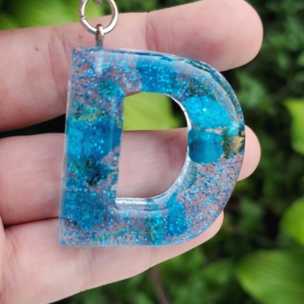5/25$ Resin Letter D Keychain